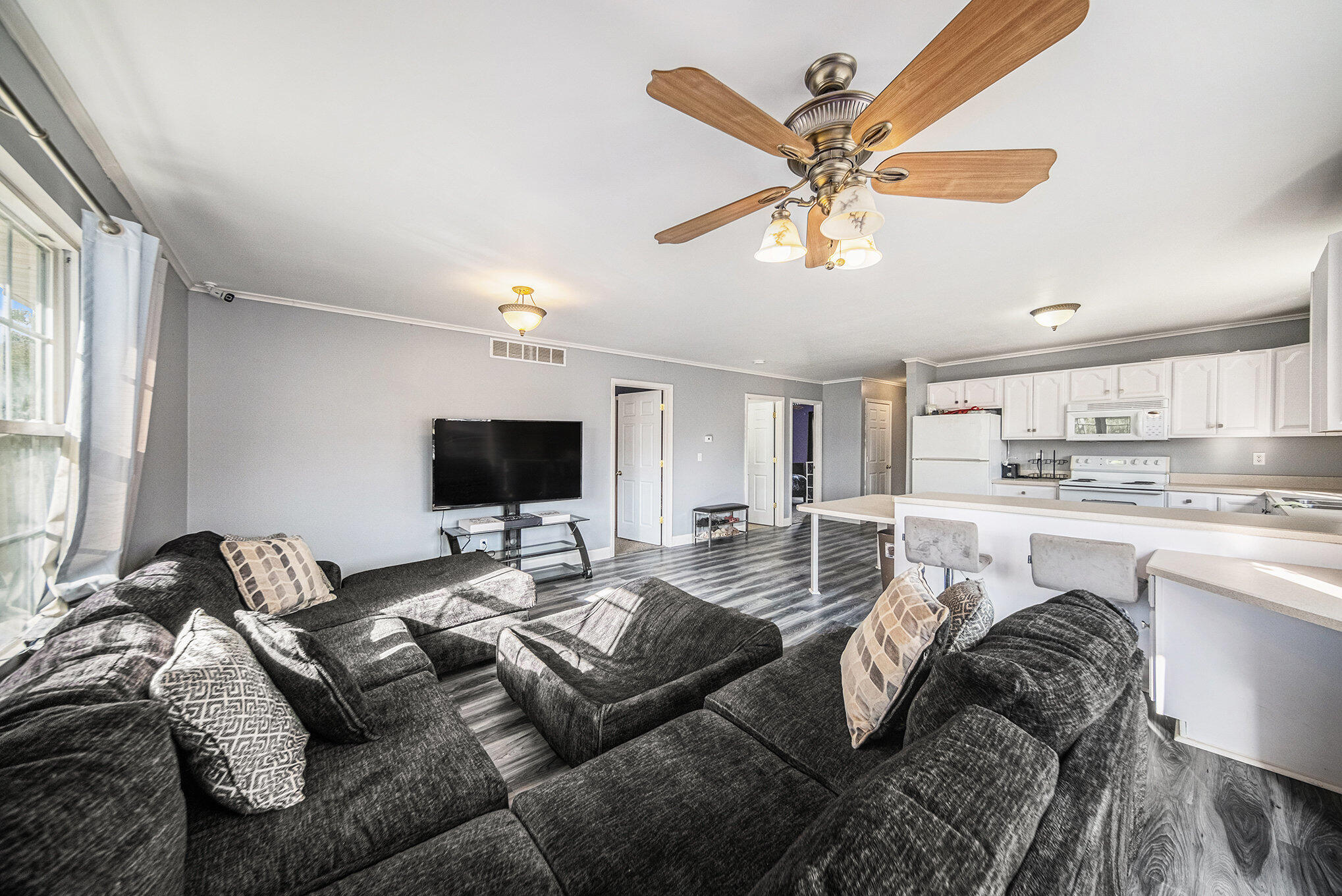 L10497 South Jackson Road Cement City, MI 49233 - Photo 11 of 54 018_sbp_121_242