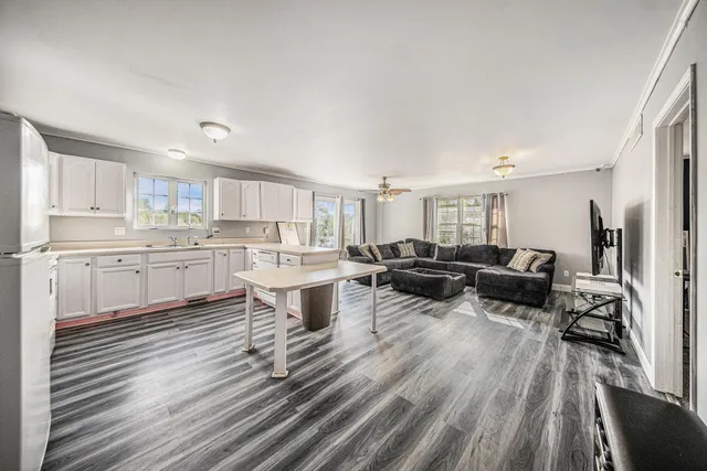 $330,000 | L10497 South Jackson Road, Cement City, MI 49233