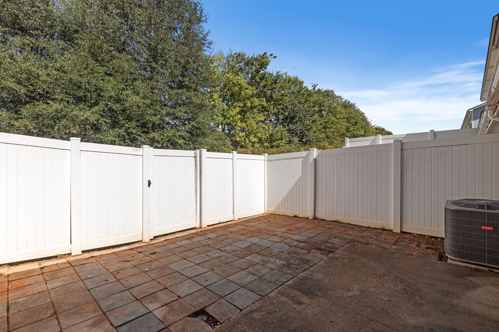 178 North Spring View Drive Enterprise, AL 36330 - Photo 4 of 27 Gallery Image 4