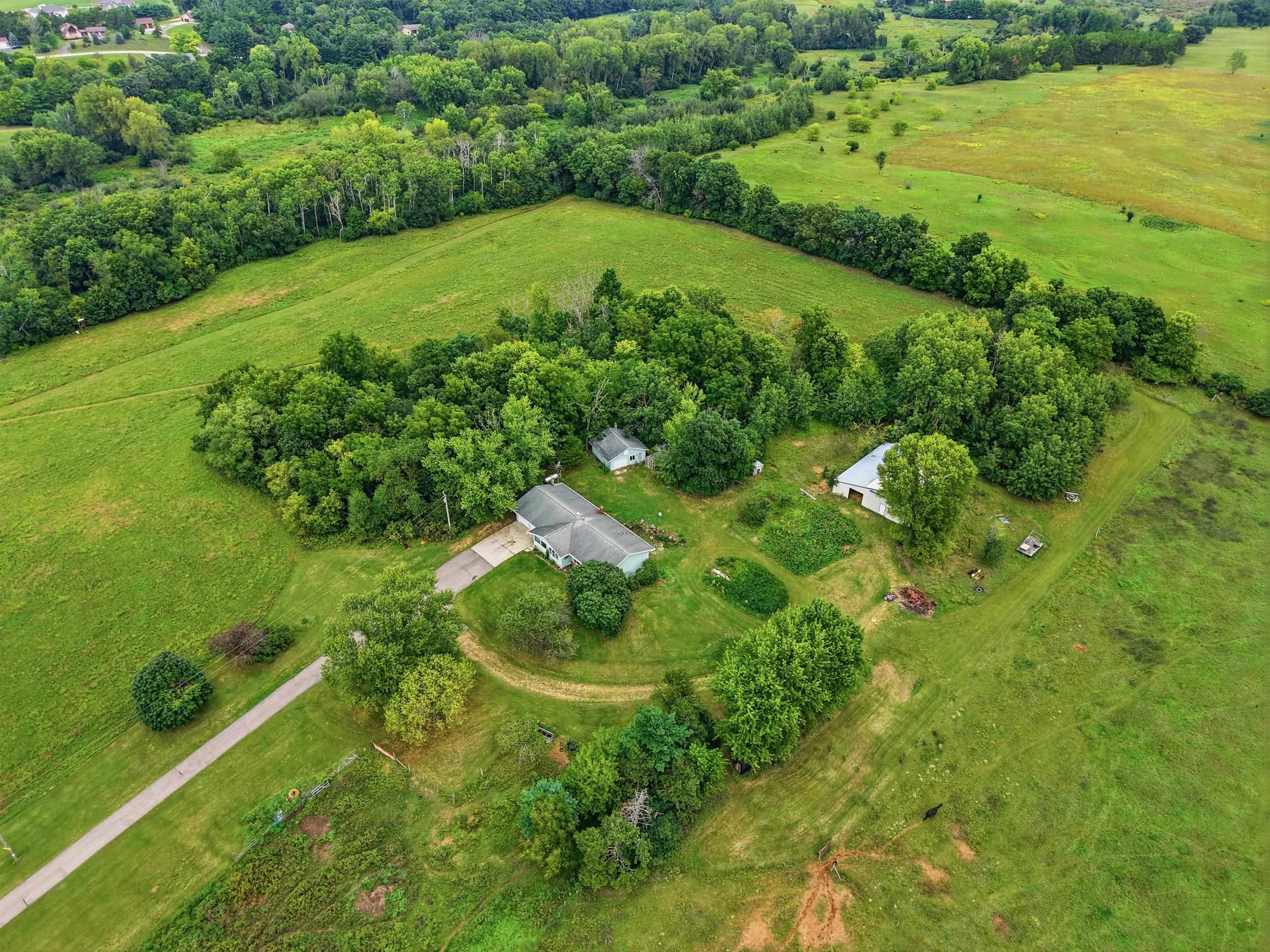N4982 Dunning Road Pardeeville, WI 53954 - Photo 45 of 58 Gallery Image 45