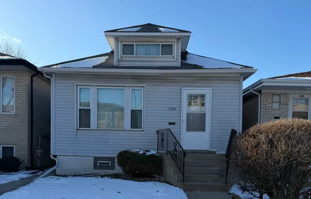 $290,000 | 5130 South Menard Avenue, Chicago, IL 60638