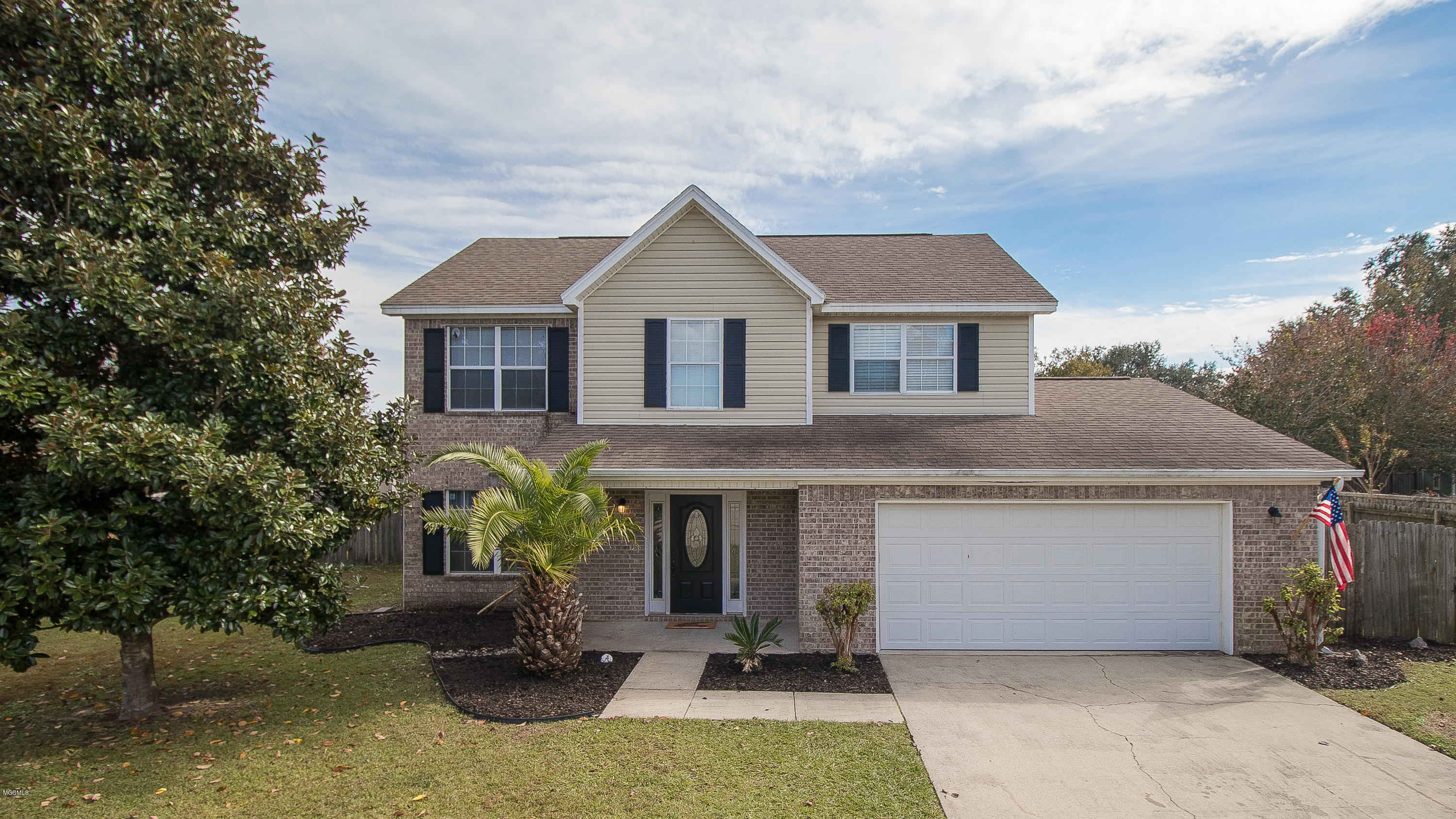 8129 Rue Holifield Central Ocean Springs, MS 39564 - Photo 1 of 18 Front