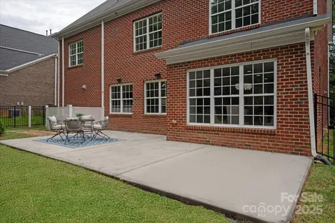 $825,000 | 2416 River Oaks Drive, Waxhaw, NC 28173