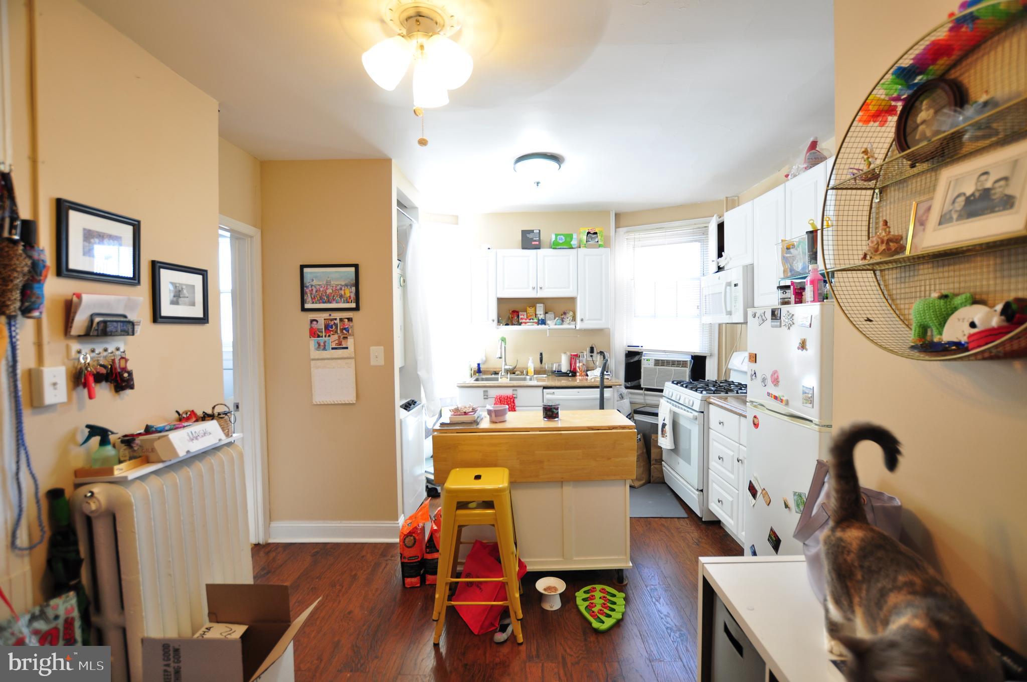 1904 Calvert Street Northwest Washington, DC 20009 - Photo 21 of 66 Unit 2 Kitchen w/W/D...