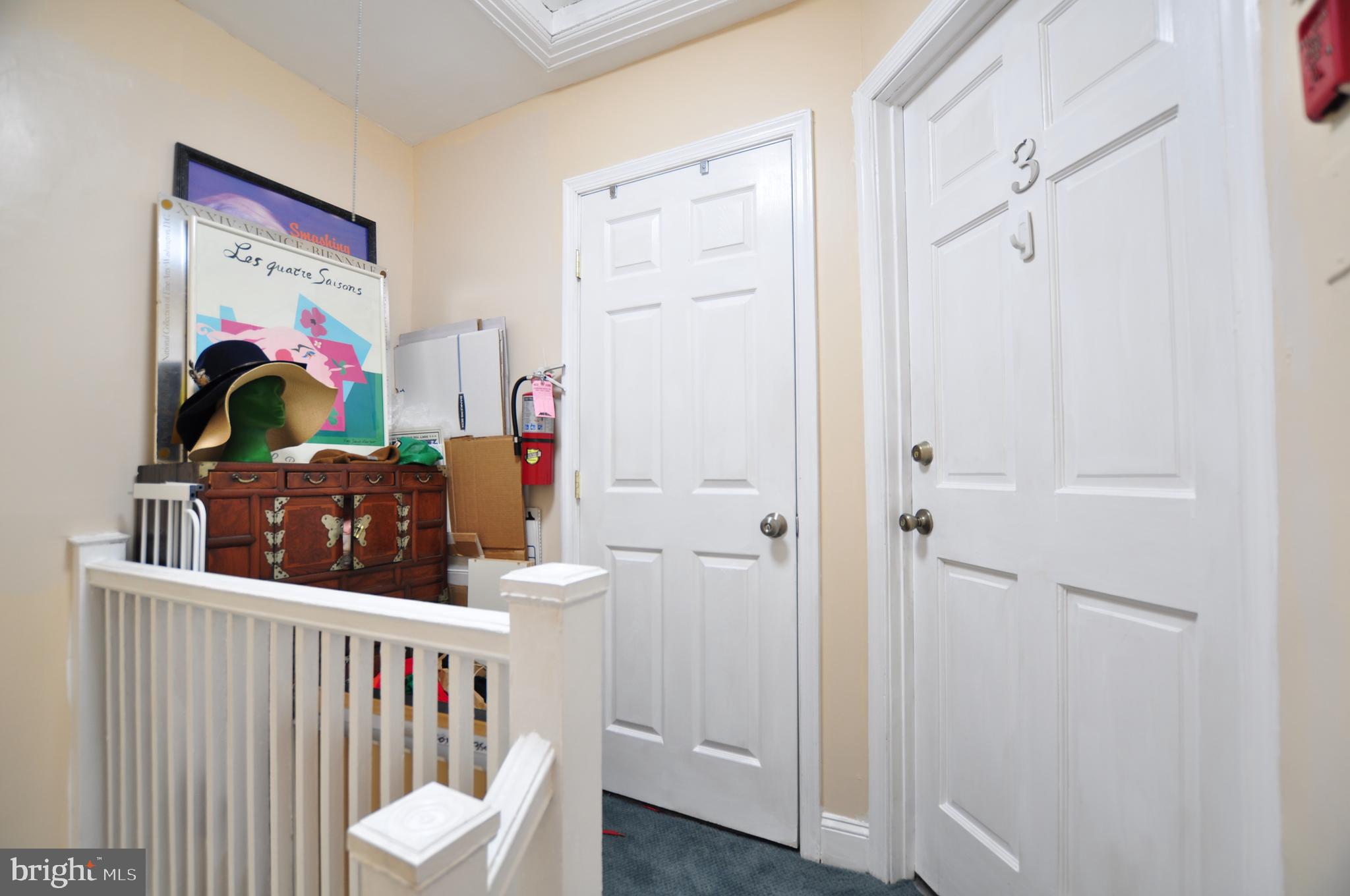 1904 Calvert Street Northwest Washington, DC 20009 - Photo 28 of 66 Unit 3 Landing...