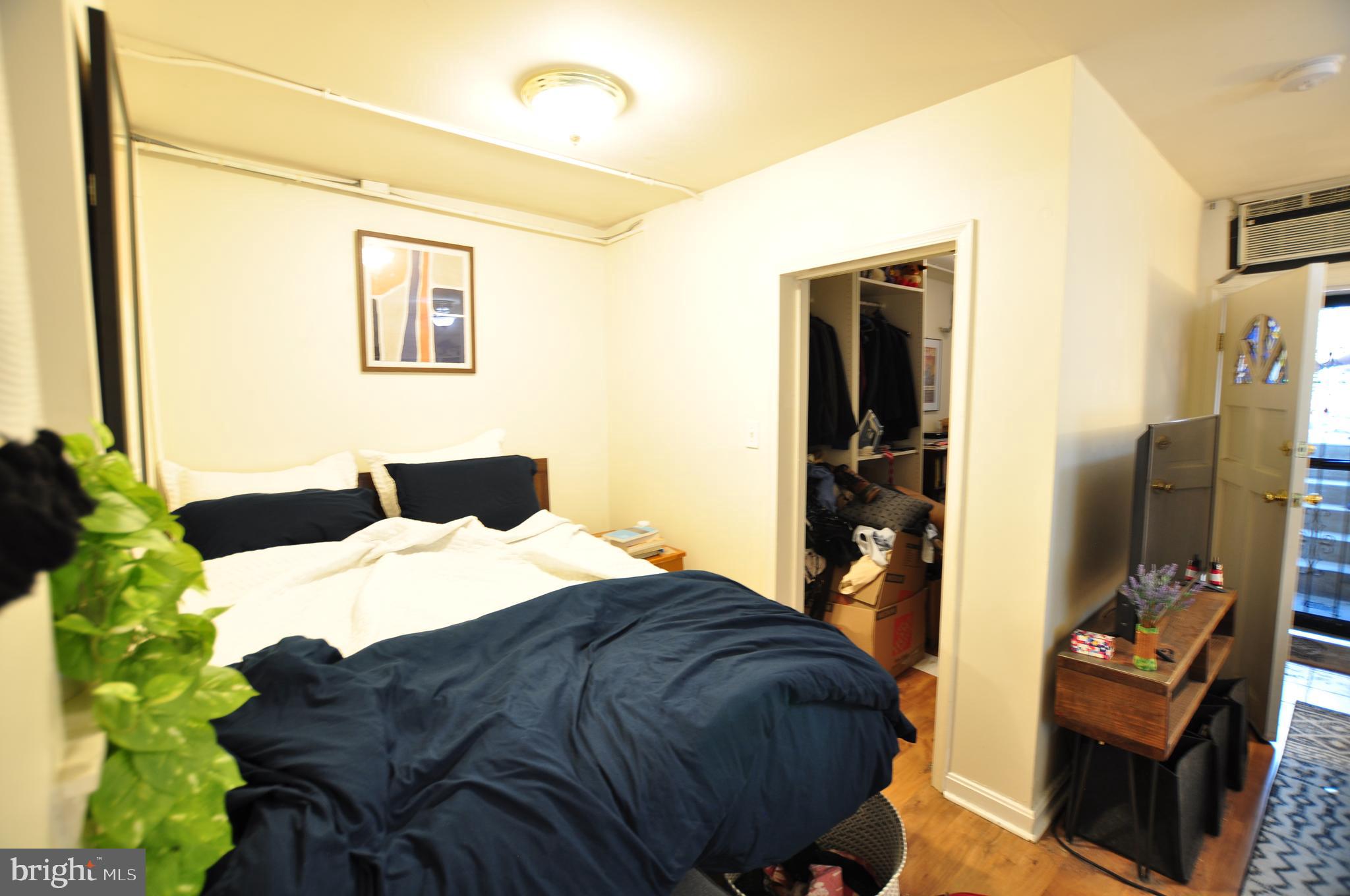 1904 Calvert Street Northwest Washington, DC 20009 - Photo 51 of 66 Basement Unit Bed Area...