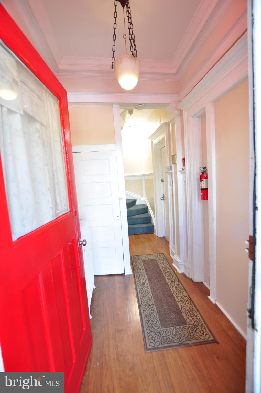 1904 Calvert Street Northwest Washington, DC 20009 - Photo 7 of 66 Come on in...