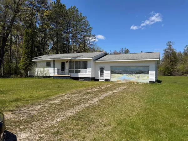 $225,000 | 30570 Dove Avenue, Byron, WI 54666