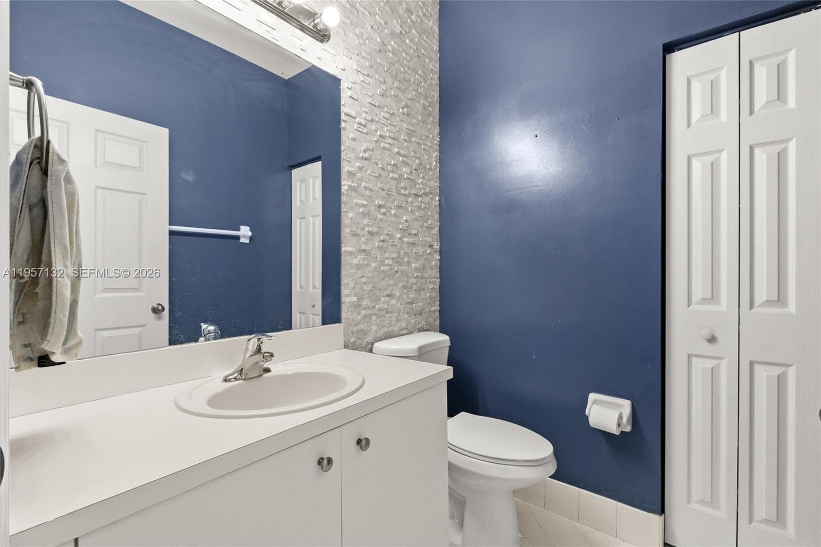 3924 Northeast 15th Street Homestead, FL 33033 - Photo 8 of 54