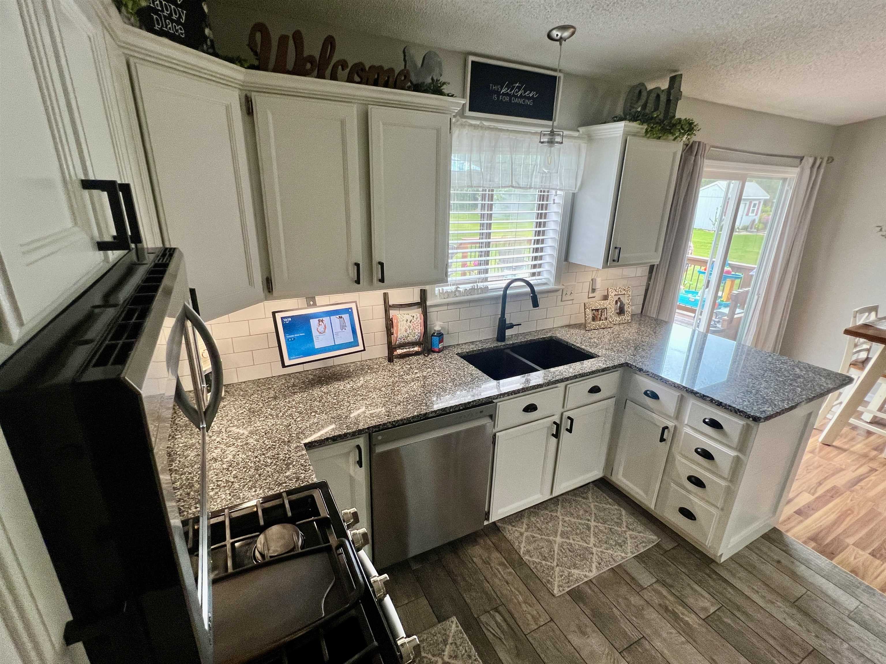 7040 Farrand Road Clio, MI 48420 - Photo 5 of 57 50148322-bc3abea6-c69c-439f-bafe-2cdc81a970be.JPG