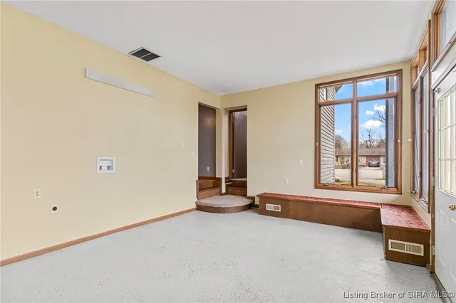 $285,000 | 2235 Hargan Drive, Madison, IN 47250