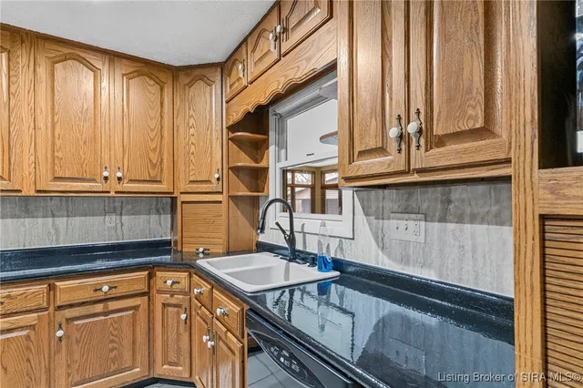 $285,000 | 2235 Hargan Drive, Madison, IN 47250