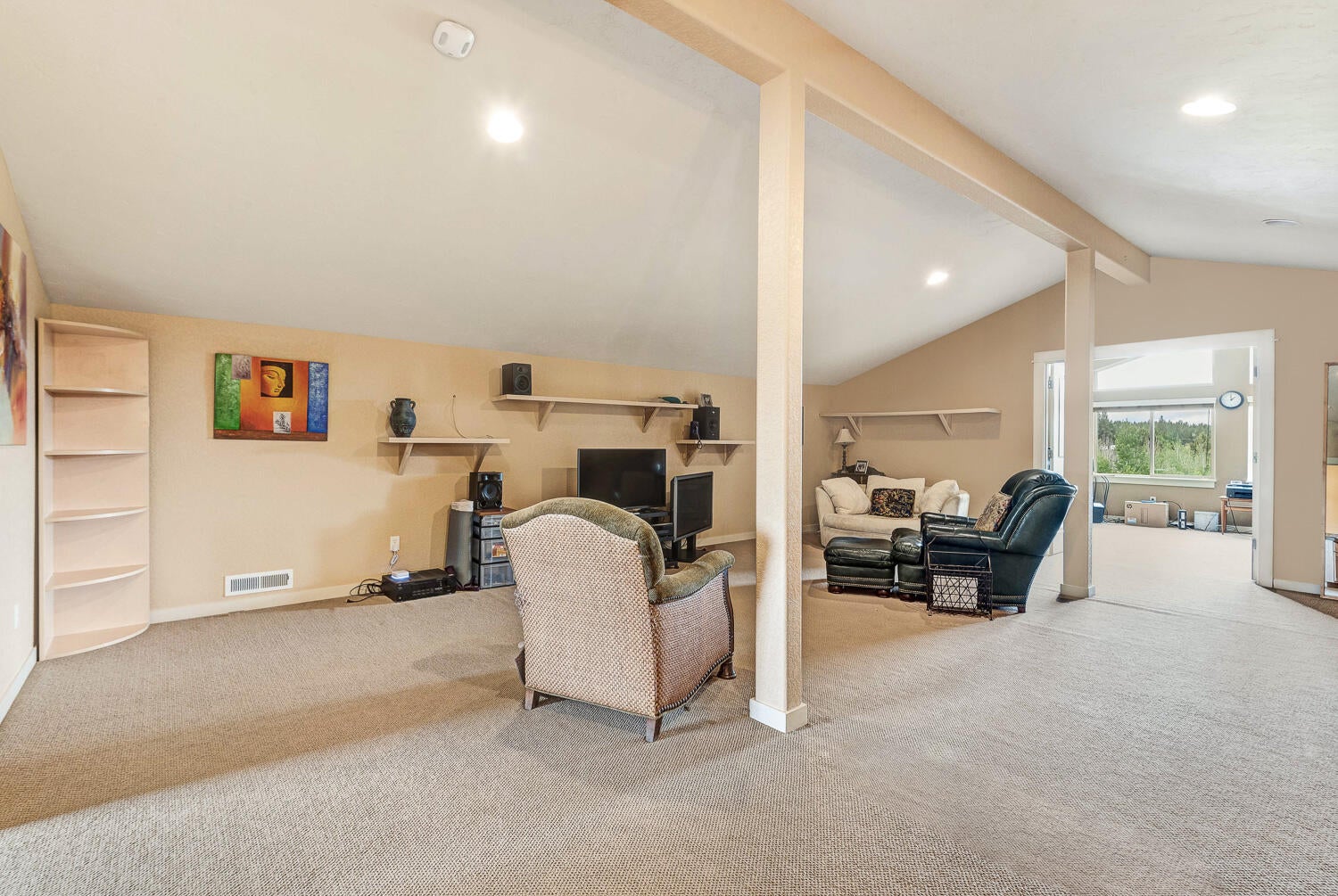 60470 Arnold Market Road Bend, OR 97702 - Photo 40 of 53 guest house bonus to office