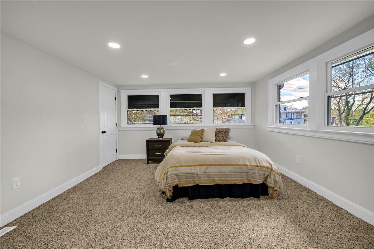 1517 Edison Street Detroit, MI 48206 - Photo 25 of 52 25-Edison-63