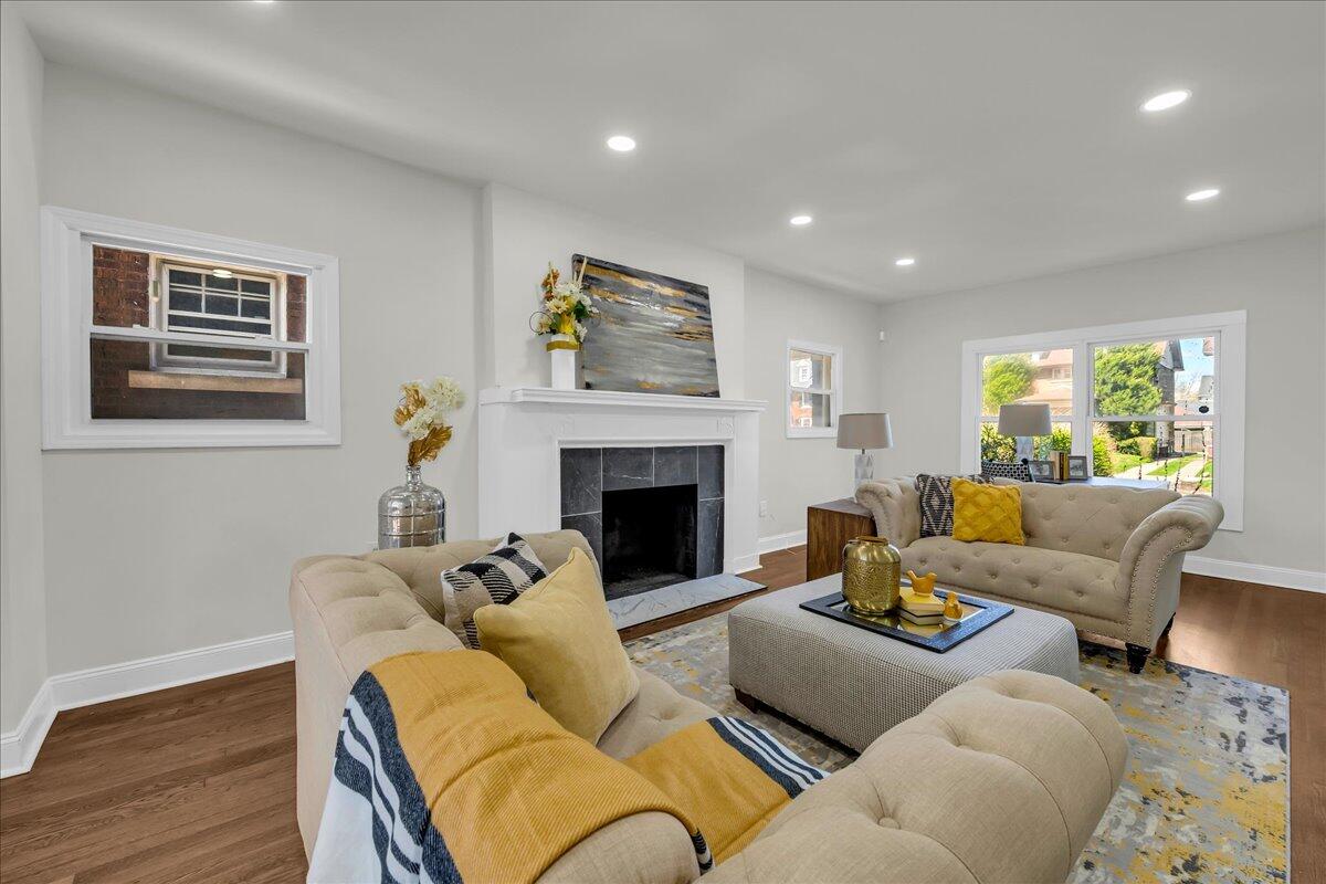 1517 Edison Street Detroit, MI 48206 - Photo 3 of 52 03-Edison-31