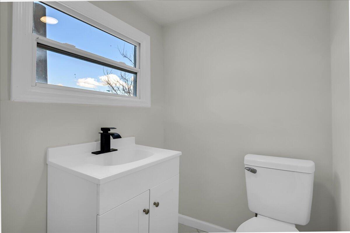 1517 Edison Street Detroit, MI 48206 - Photo 42 of 52 42-Edison-68