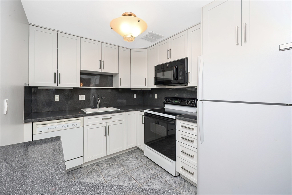 1325 Worcester Road, Unit C5 Framingham, MA 01701 - Photo 3 of 27 Gallery Image 3