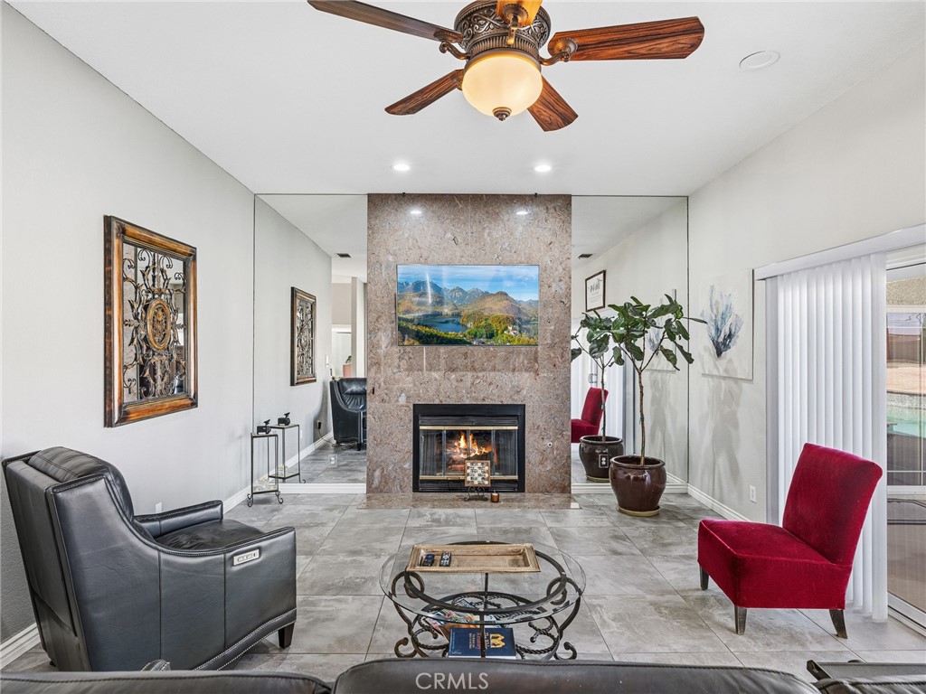 19786 Symeron Road Apple Valley, CA 92307 - Photo 11 of 71