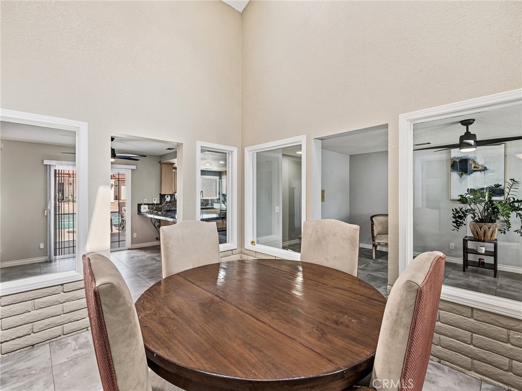 19786 Symeron Road Apple Valley, CA 92307 - Photo 18 of 71