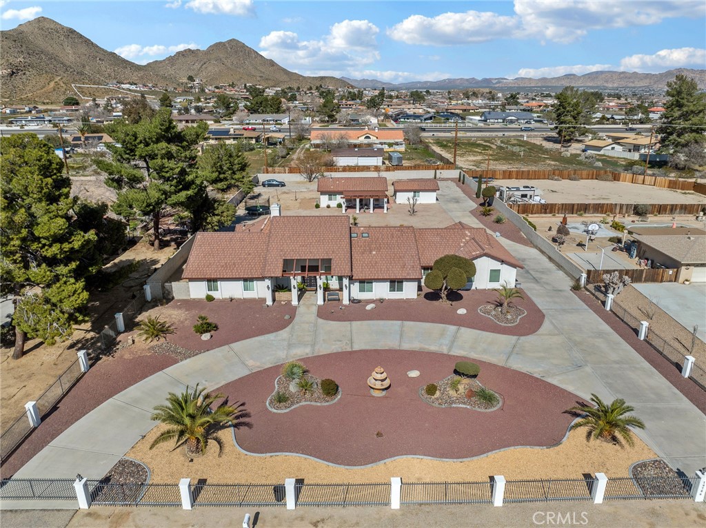 19786 Symeron Road Apple Valley, CA 92307 - Photo 2 of 71