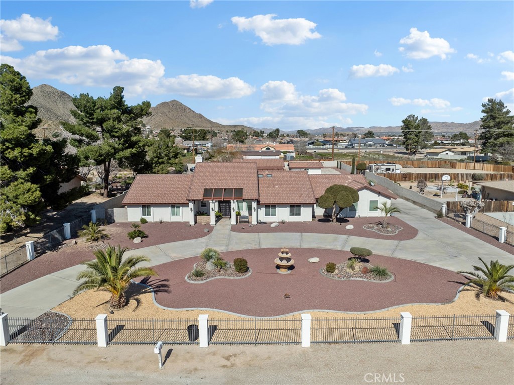 19786 Symeron Road Apple Valley, CA 92307 - Photo 3 of 71