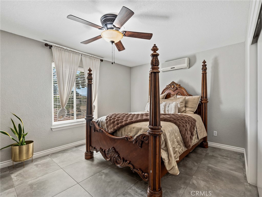 19786 Symeron Road Apple Valley, CA 92307 - Photo 42 of 71