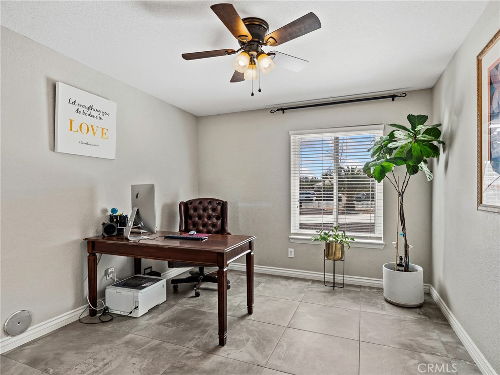 19786 Symeron Road Apple Valley, CA 92307 - Photo 44 of 71