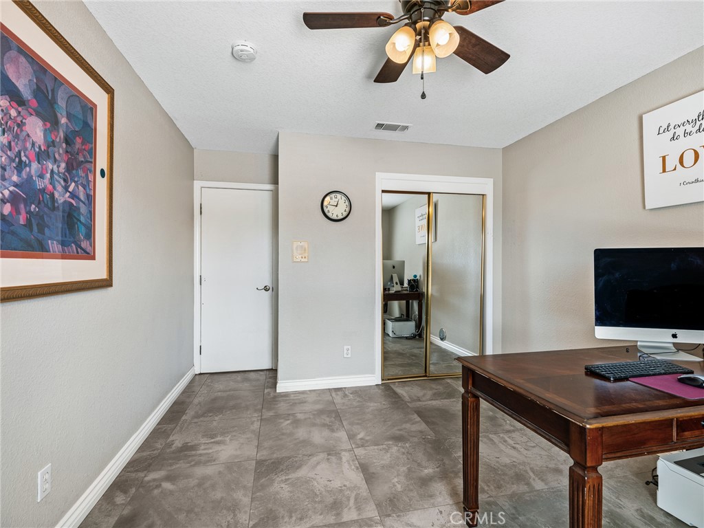 19786 Symeron Road Apple Valley, CA 92307 - Photo 45 of 71