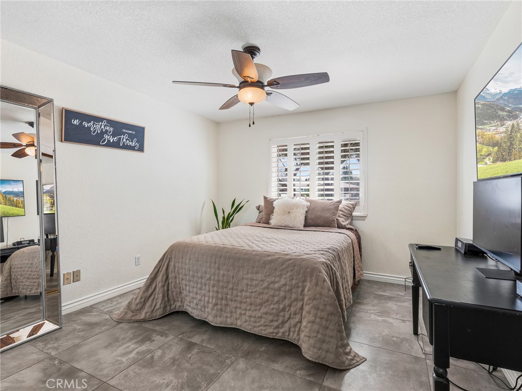 19786 Symeron Road Apple Valley, CA 92307 - Photo 46 of 71