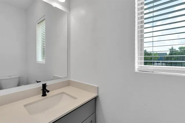 $2,495 | 1676-348 Bernard Street, Rowlett, TX 75089