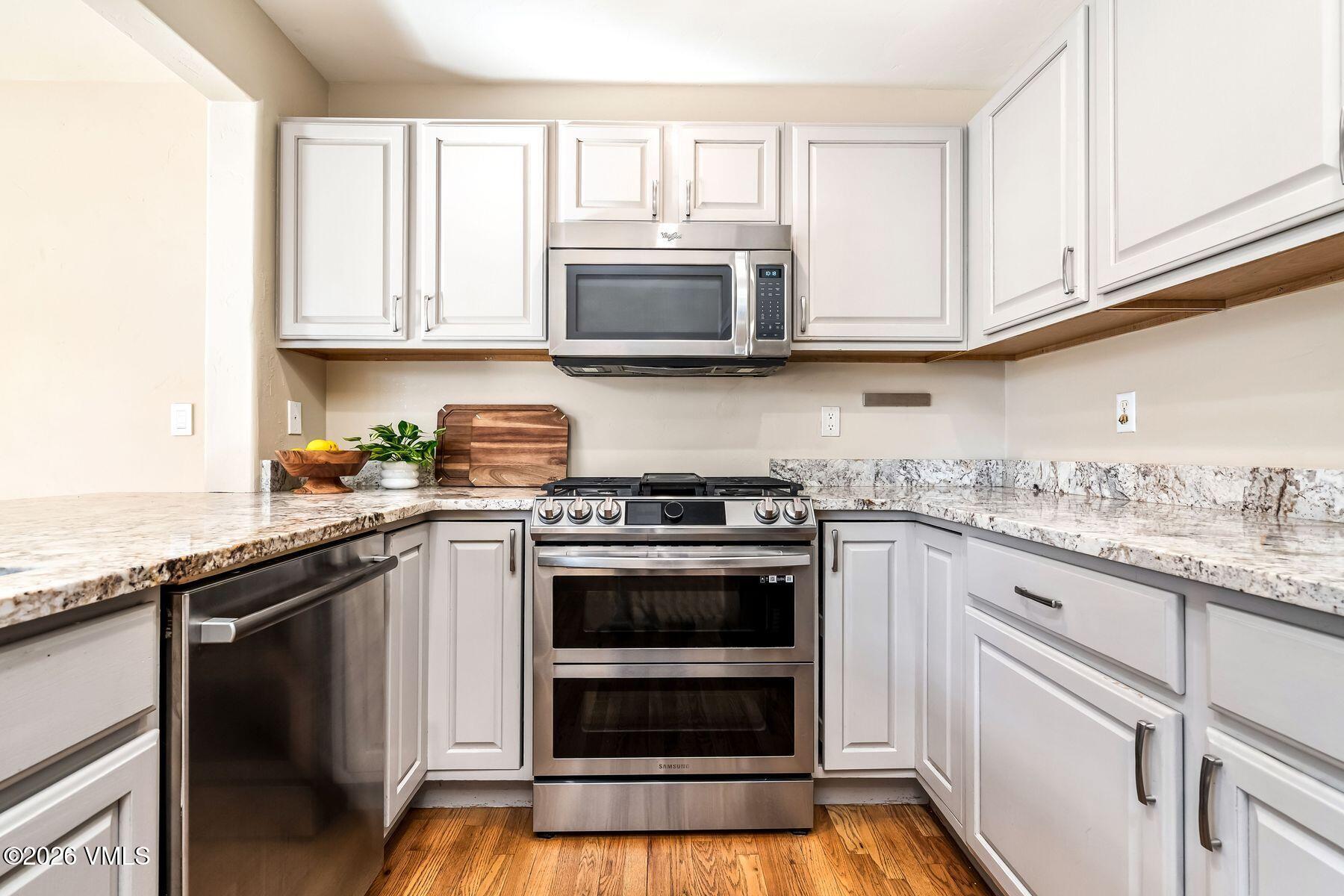 22 Miller's Loop Edwards, CO 81632 - Photo 7 of 56 photo_online_006