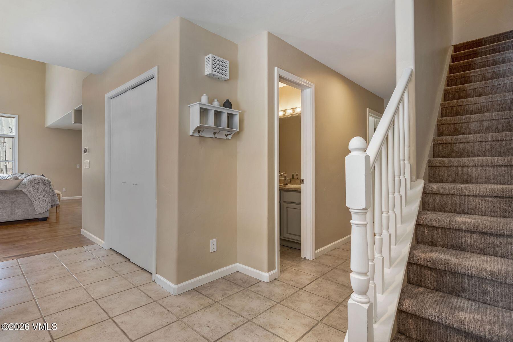 22 Miller's Loop Edwards, CO 81632 - Photo 10 of 56 photo_online_009