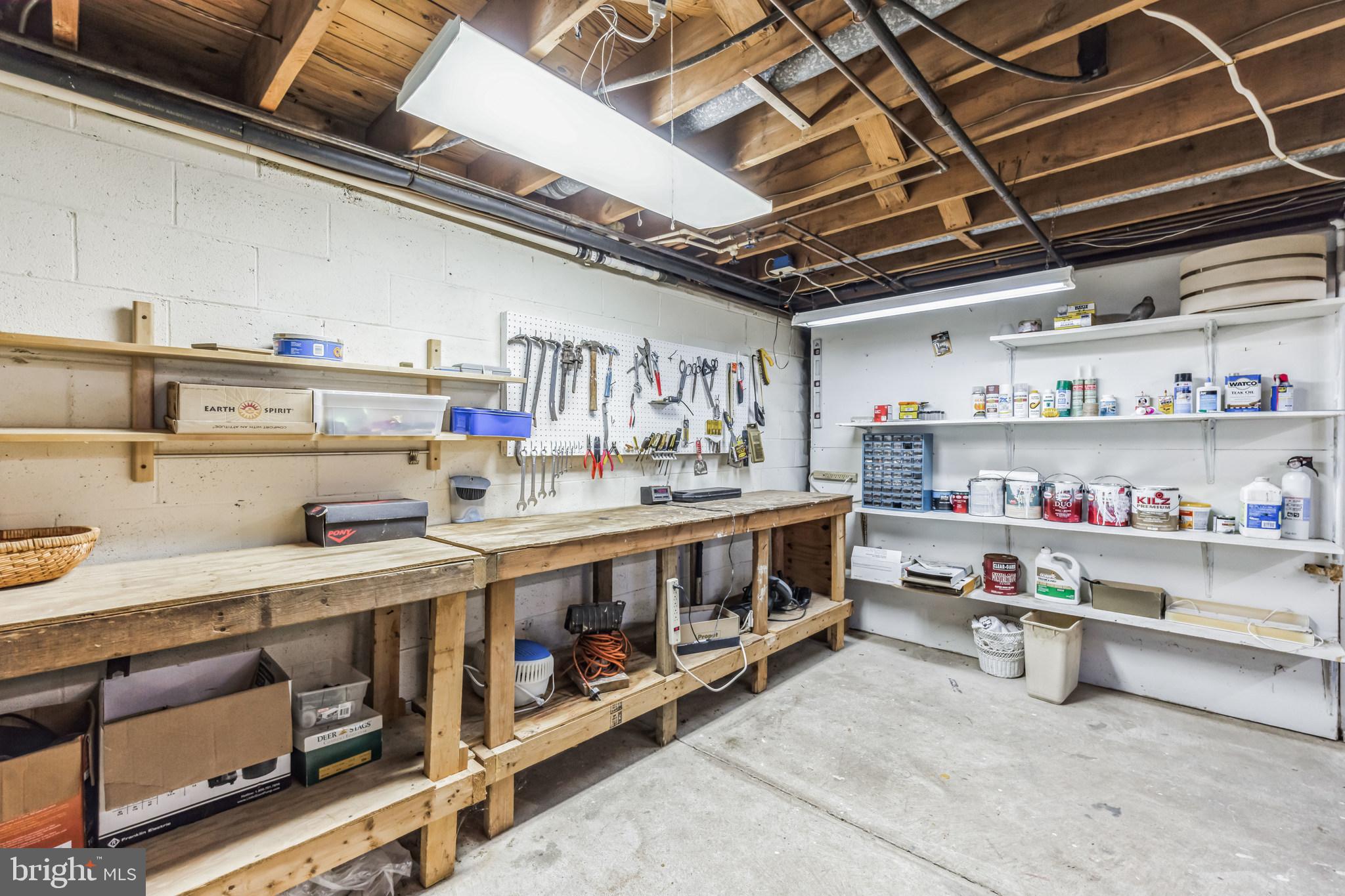 431 Gatewood Road Cherry Hill, NJ 08003 - Photo 26 of 31 Basement Workbench