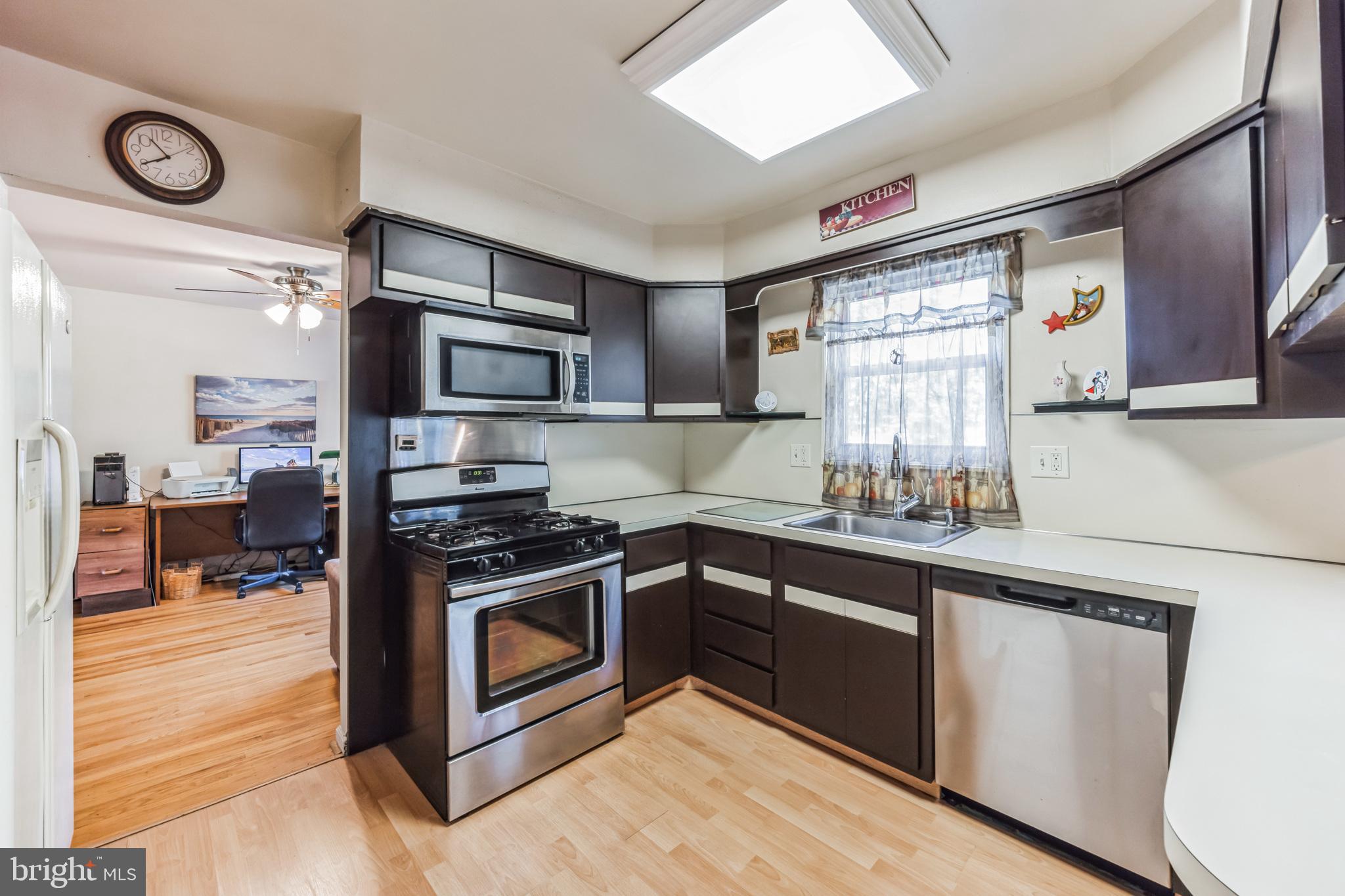 431 Gatewood Road Cherry Hill, NJ 08003 - Photo 6 of 31 Kitchen