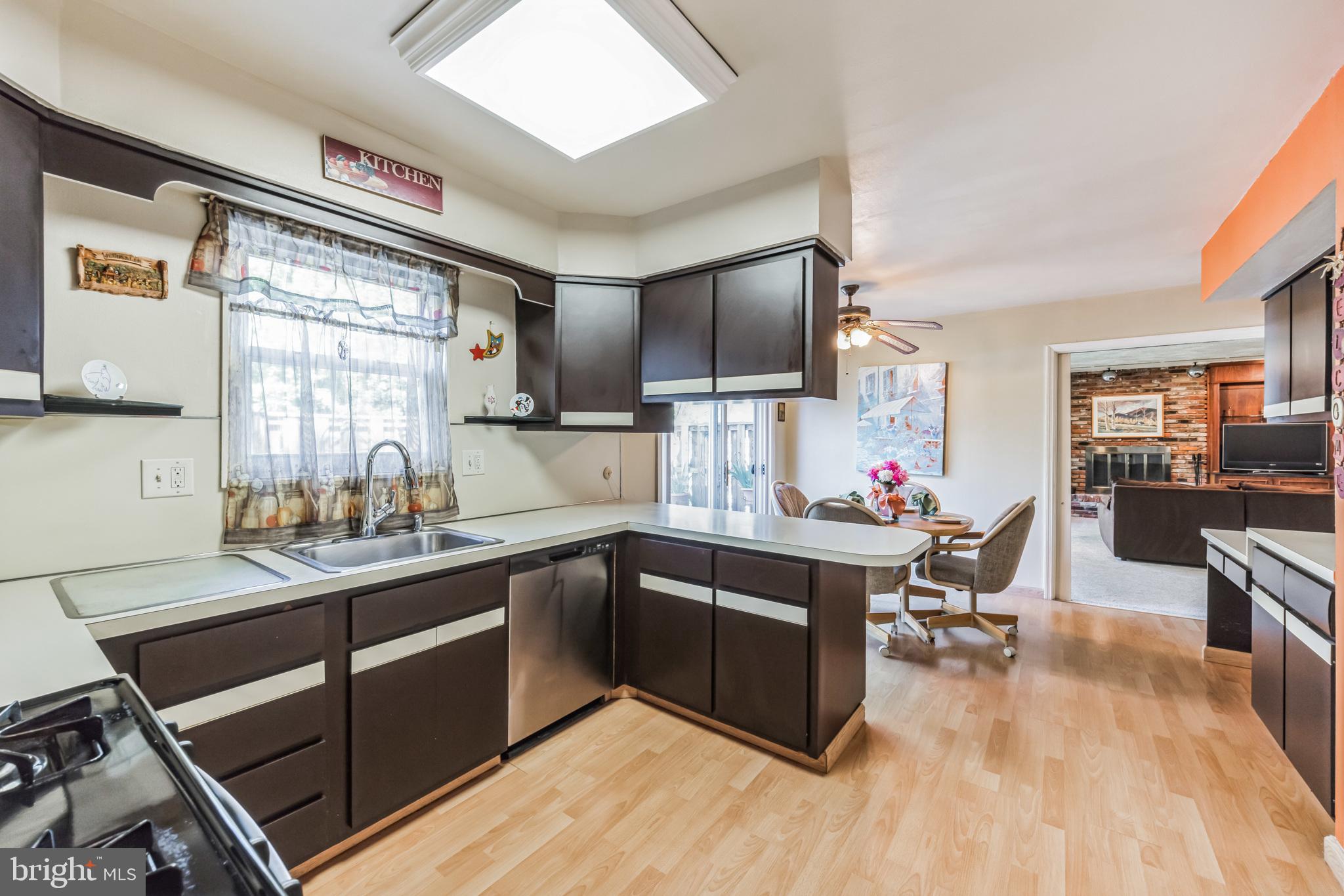 431 Gatewood Road Cherry Hill, NJ 08003 - Photo 7 of 31 Kitchen