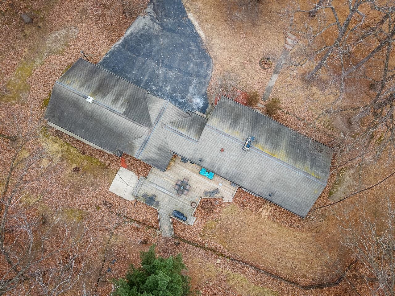 7785 Prairie Hill Road South Beloit, IL 61080 - Photo 38 of 46 a view of roof