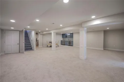 $765,000 | 10314 Manor Road, Leawood, KS 66206