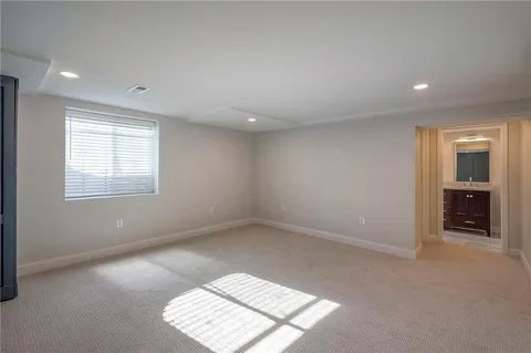 $765,000 | 10314 Manor Road, Leawood, KS 66206