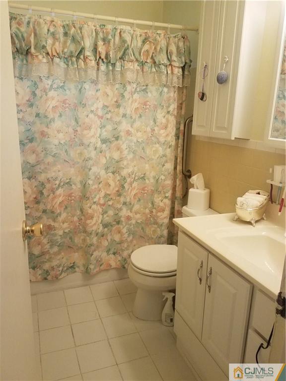 197 Evergreen Road, Unit 9B Edison, NJ 08837 - Photo 4 of 20 Gallery Image 4