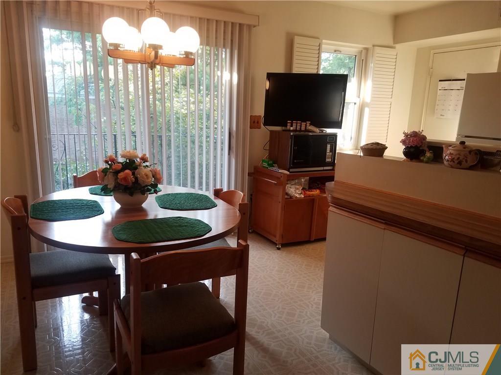 197 Evergreen Road, Unit 9B Edison, NJ 08837 - Photo 8 of 20 Gallery Image 8