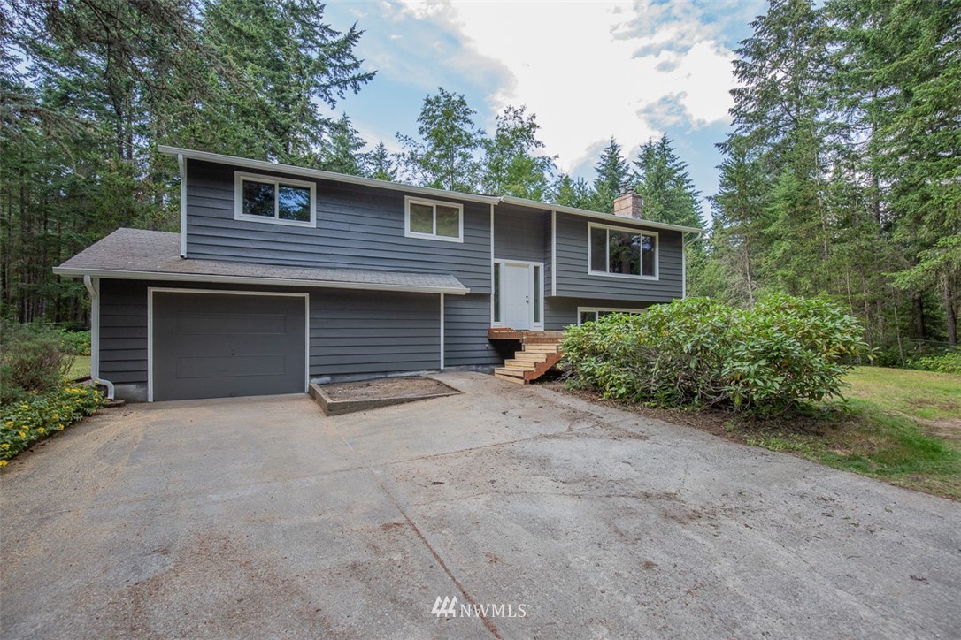 11401 Ridge Rim Trail Southeast Port Orchard, WA 98367 - Photo 1 of 27 Gallery Image 1