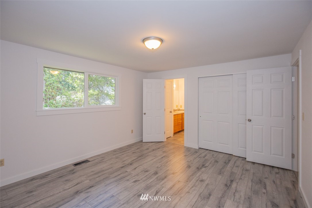 11401 Ridge Rim Trail Southeast Port Orchard, WA 98367 - Photo 17 of 27 Gallery Image 17