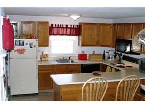 32 Springfield Estates, Unit 32 Rochester, NH 03867 - Photo 3 of 5