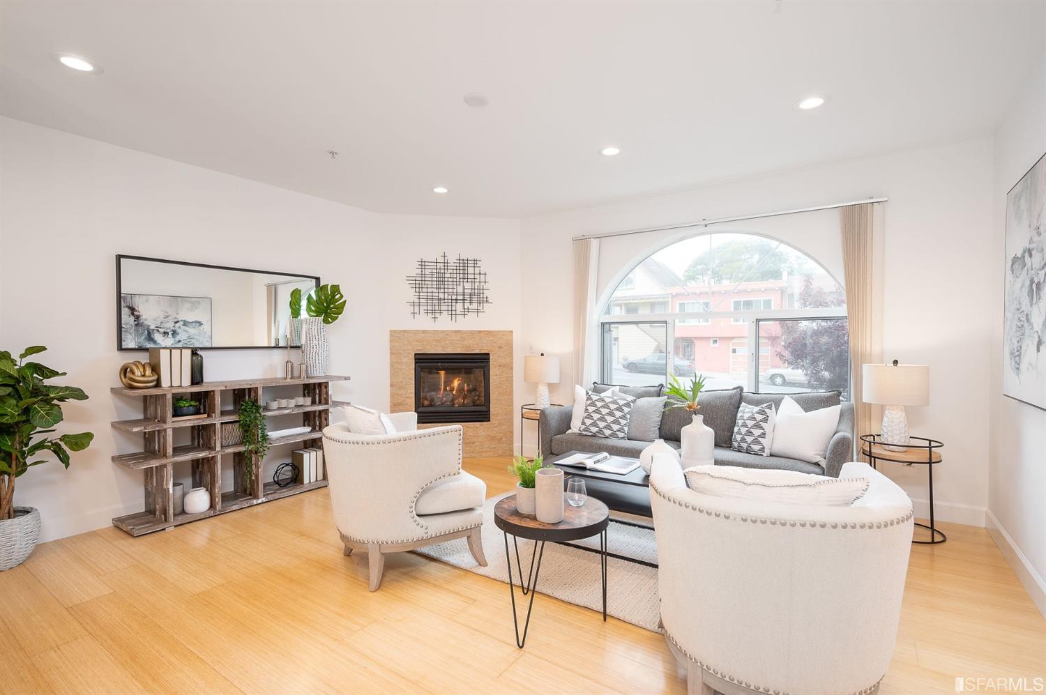 89 Goethe Street, Unit 3 Daly City, CA 94014 - Photo 2 of 21