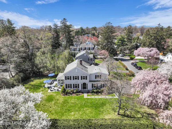 $2,750,000 | 1 South Cherry Lane, Rumson, NJ 07760
