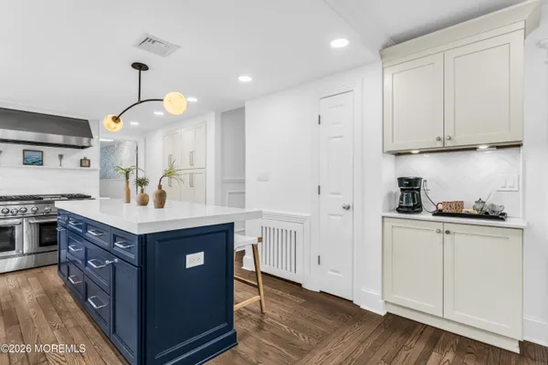 $2,750,000 | 1 South Cherry Lane, Rumson, NJ 07760