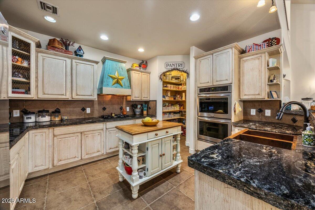 4812 Abbey Road Thatcher, AZ 85552 - Photo 14 of 93 49-IMG_5732