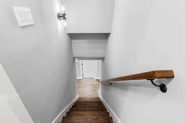 $539,900 | 4527 North Newcastle Avenue, Harwood Heights, IL 60706