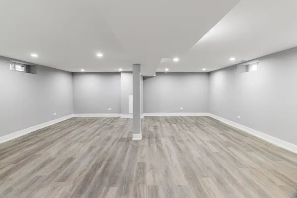 $539,900 | 4527 North Newcastle Avenue, Harwood Heights, IL 60706