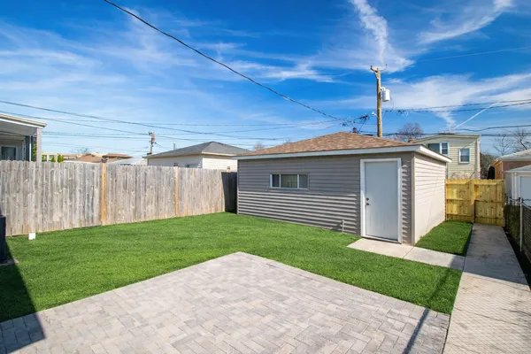 $539,900 | 4527 North Newcastle Avenue, Harwood Heights, IL 60706